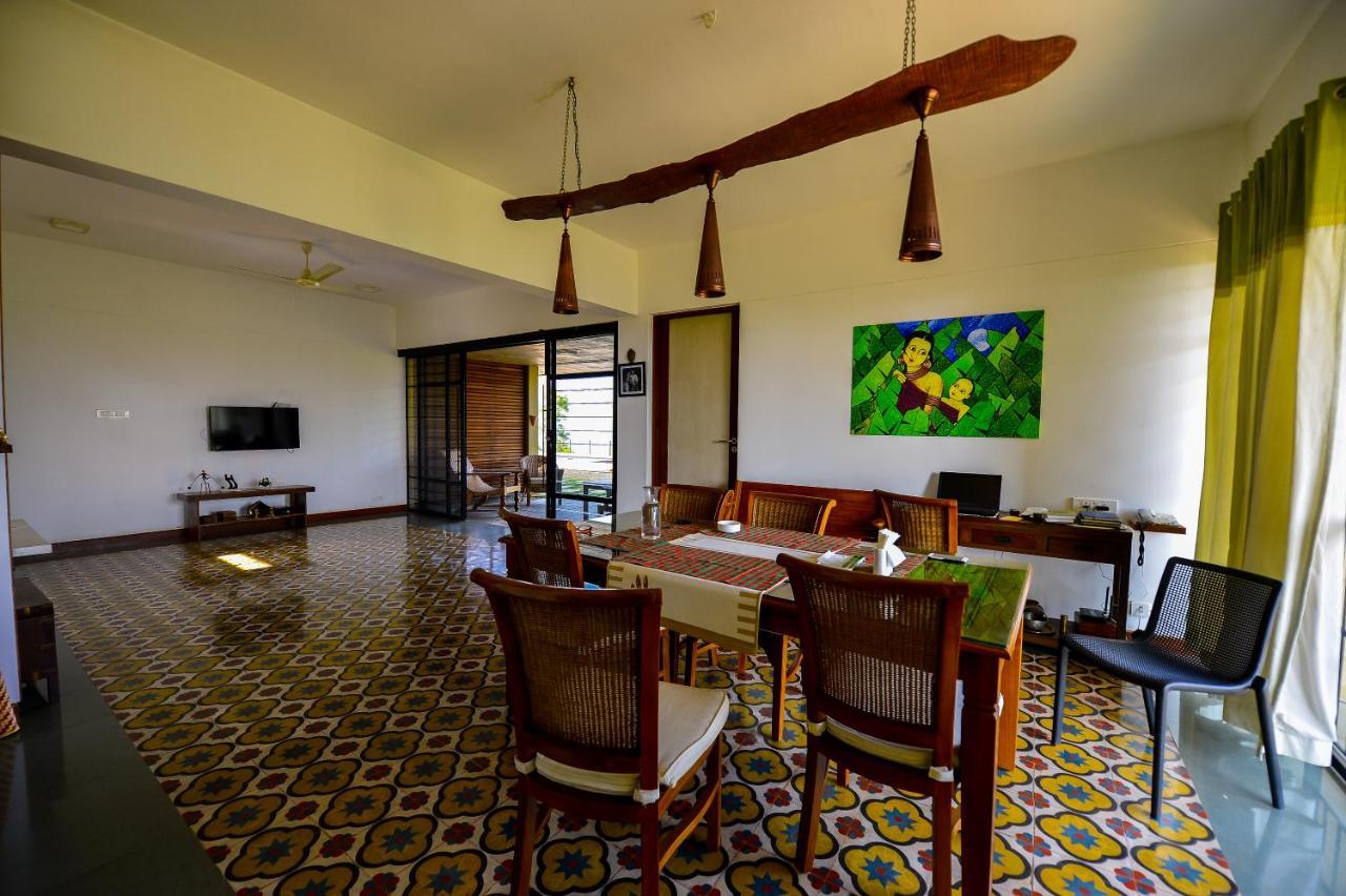 Homestay Namaha Meppādi Buitenkant foto