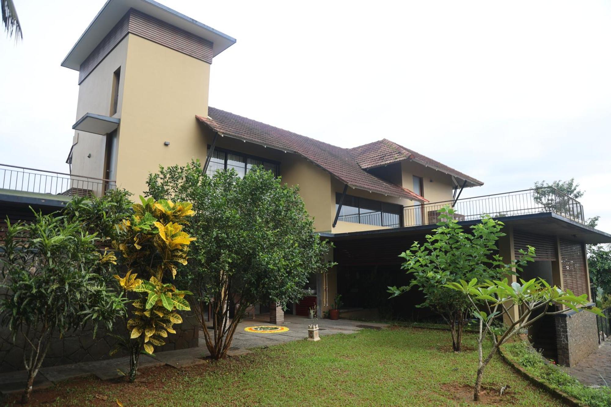 Homestay Namaha Meppādi Buitenkant foto